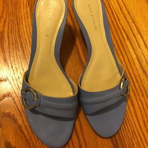 NEW Ann Taylor sandals / slipper